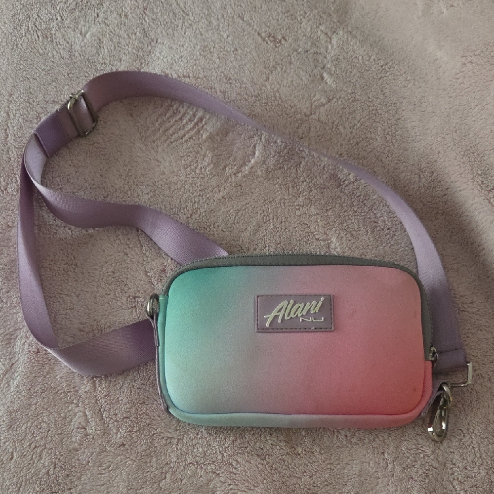 Gradient Alani Nu Crossbody Bag